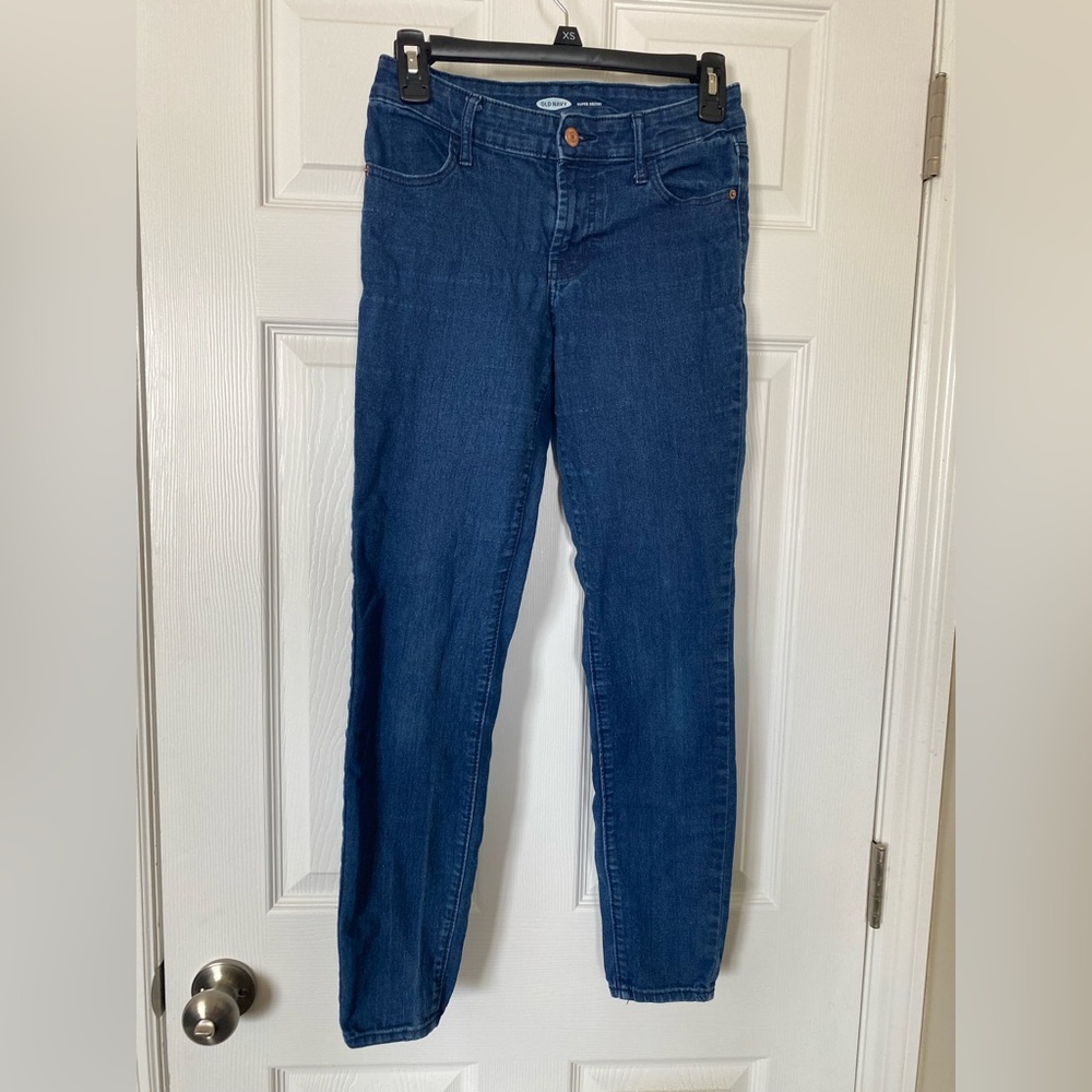 Old Navy Women's Straight Leg Jeans in Deep Blue